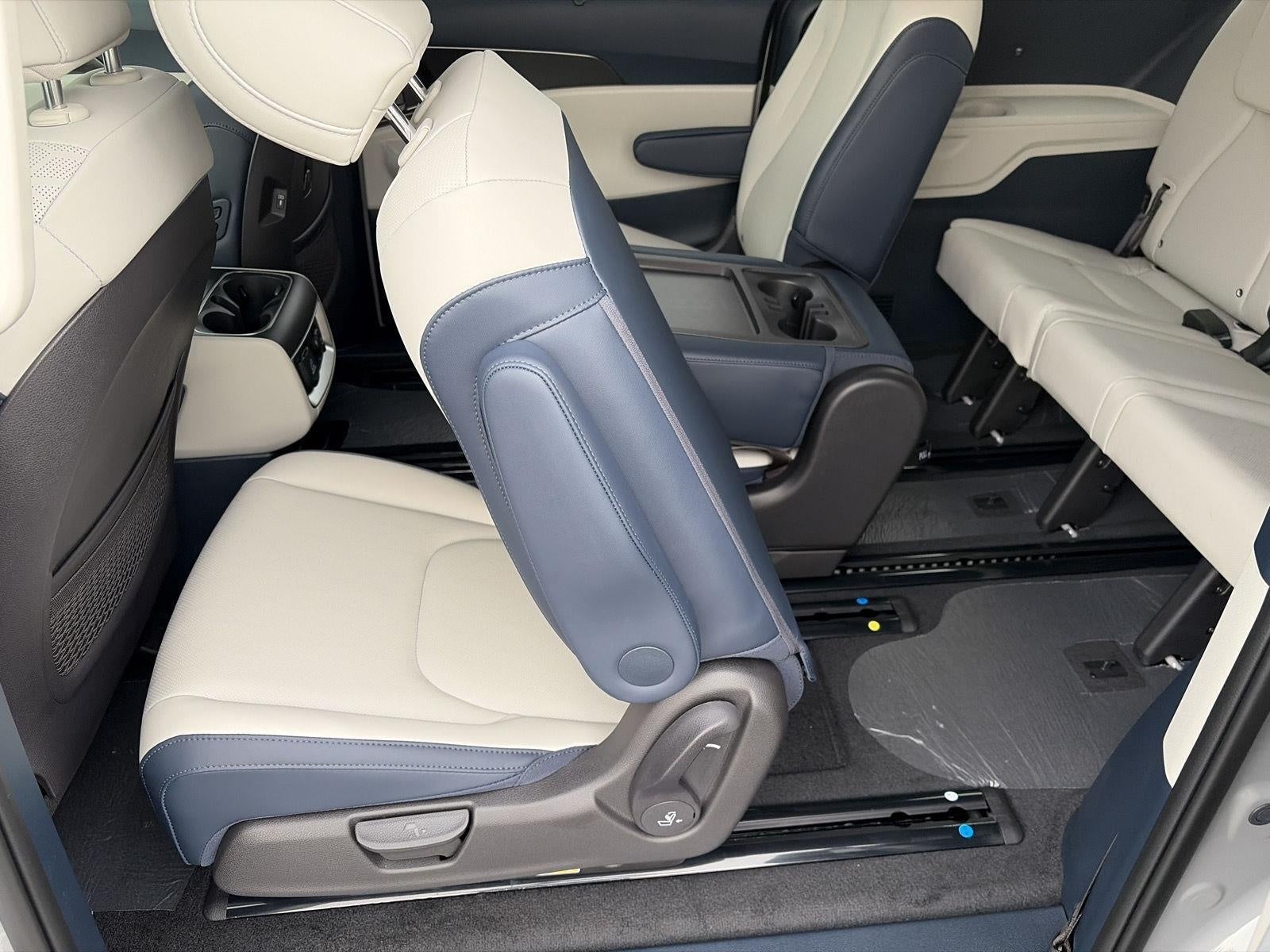 2027 Kia Carnival SX FWD
