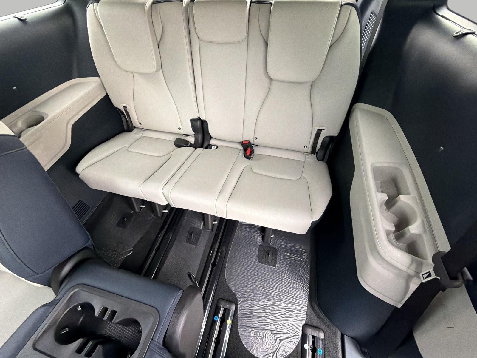 2027 Kia Carnival SX FWD