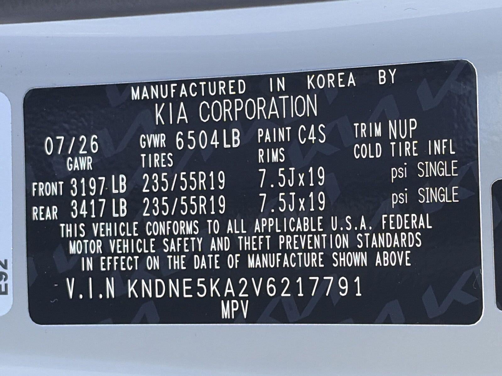 2027 Kia Carnival Hybrid SX FWD