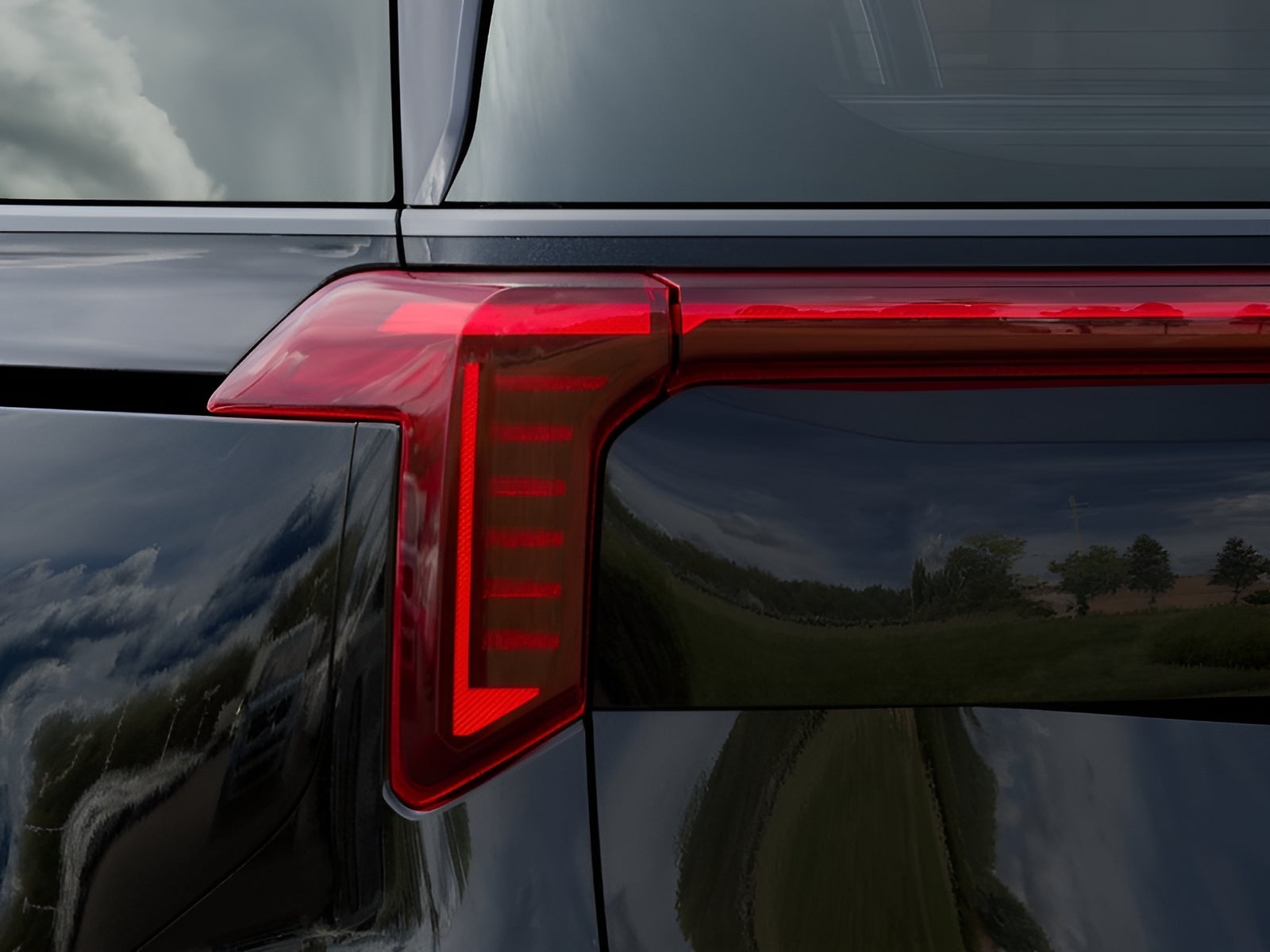 2027 Kia Carnival Hybrid SX FWD