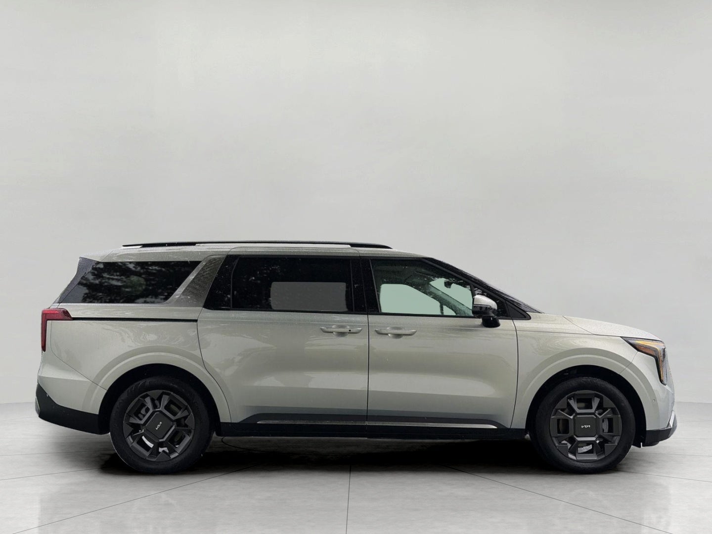 2025 Kia Carnival Hybrid SX FWD