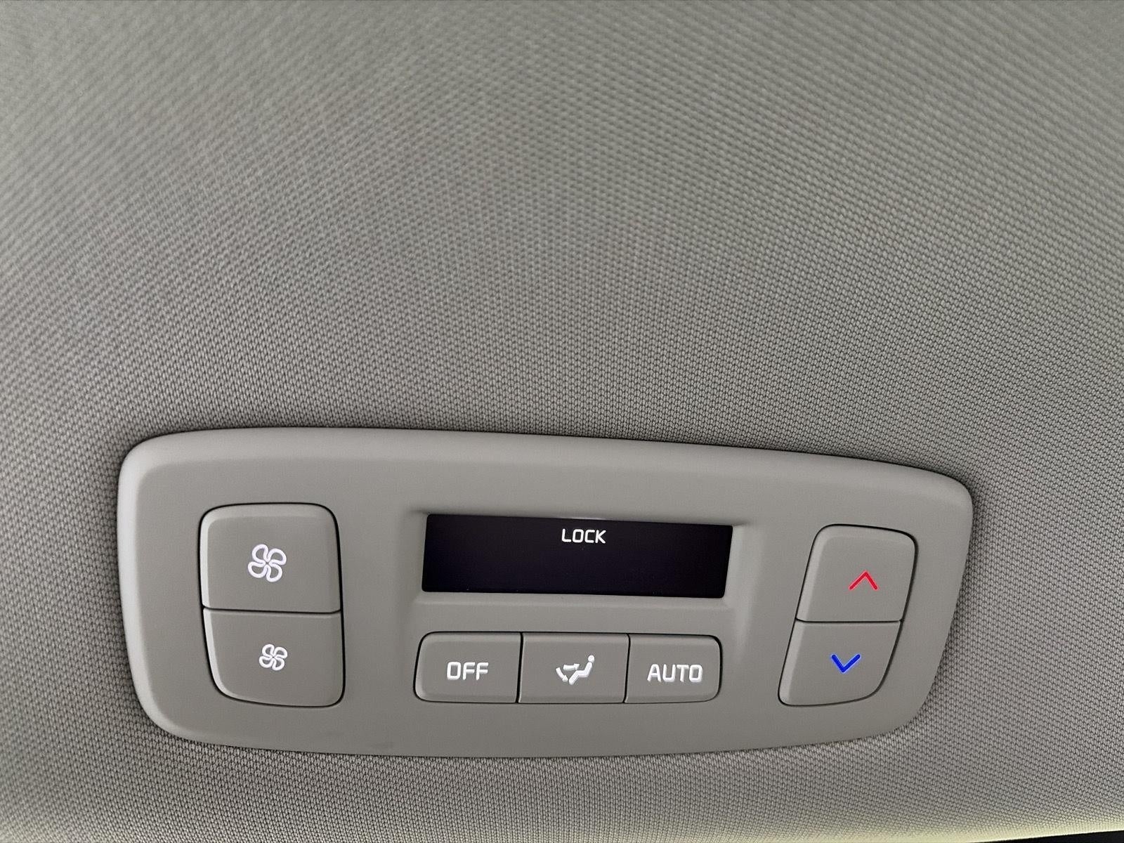 2025 Kia Carnival Hybrid SX FWD