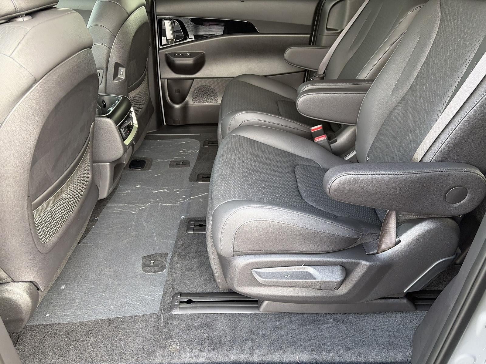 2027 Kia Carnival Hybrid SX FWD