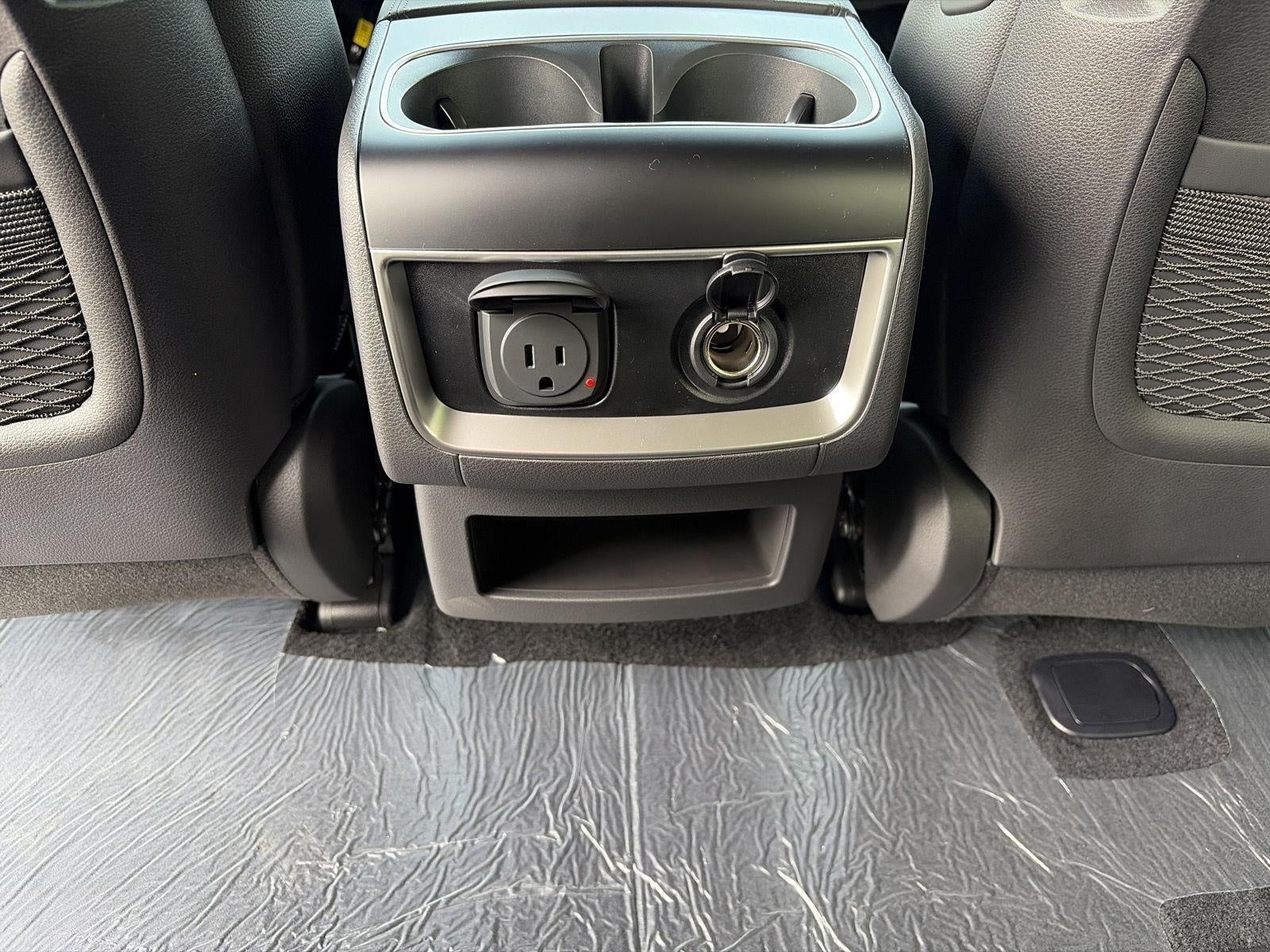2027 Kia Carnival Hybrid SX FWD