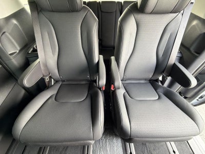2027 Kia Carnival Hybrid SX FWD