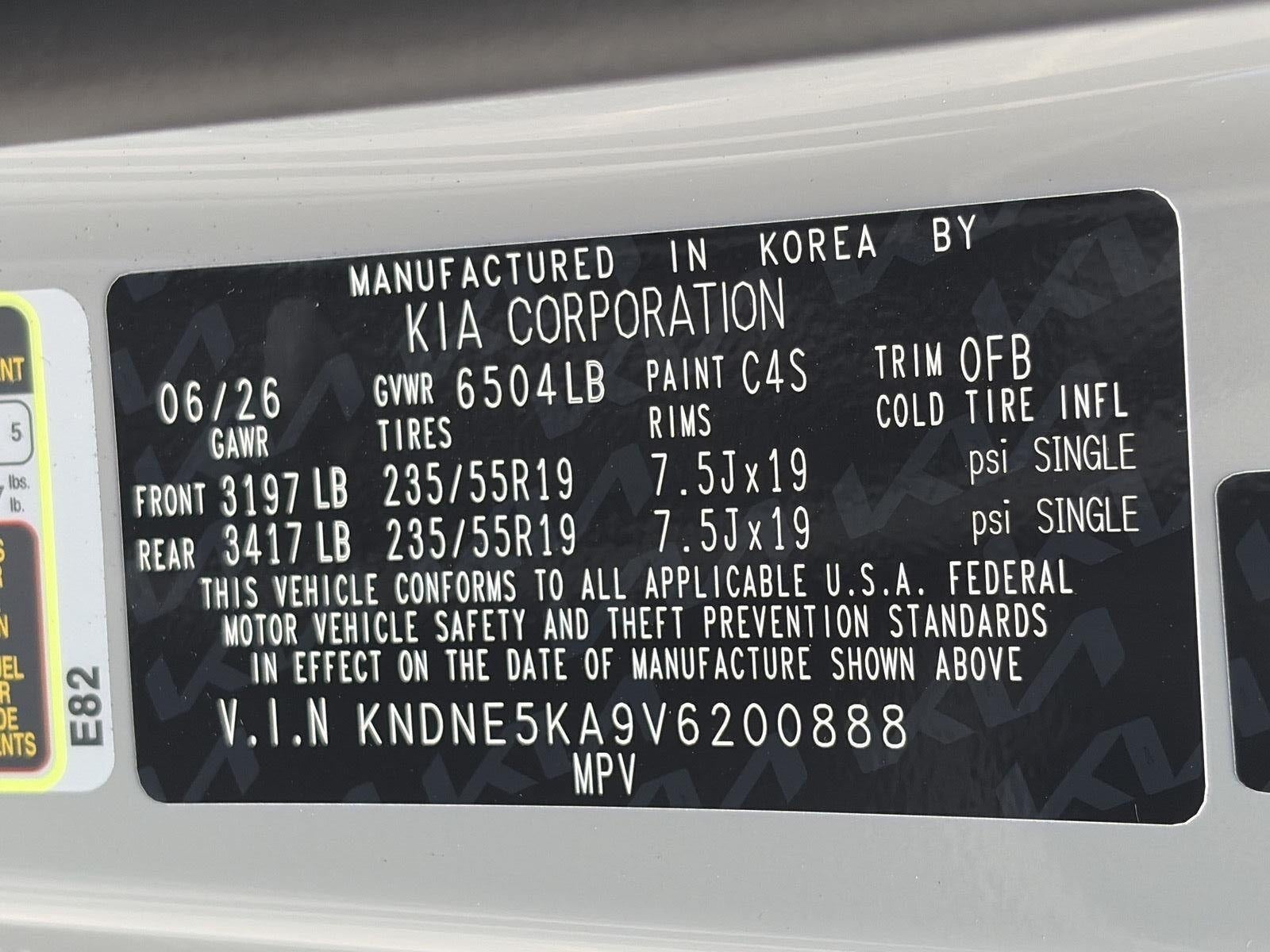 2027 Kia Carnival Hybrid SX FWD
