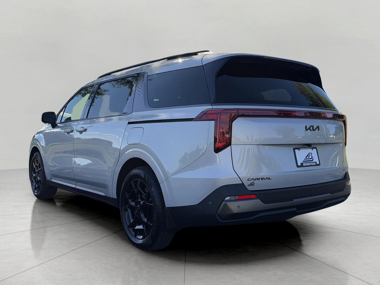 2026 Kia Carnival Hybrid SX FWD