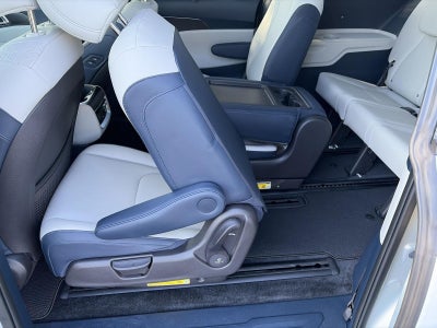 2026 Kia Carnival Hybrid SX FWD