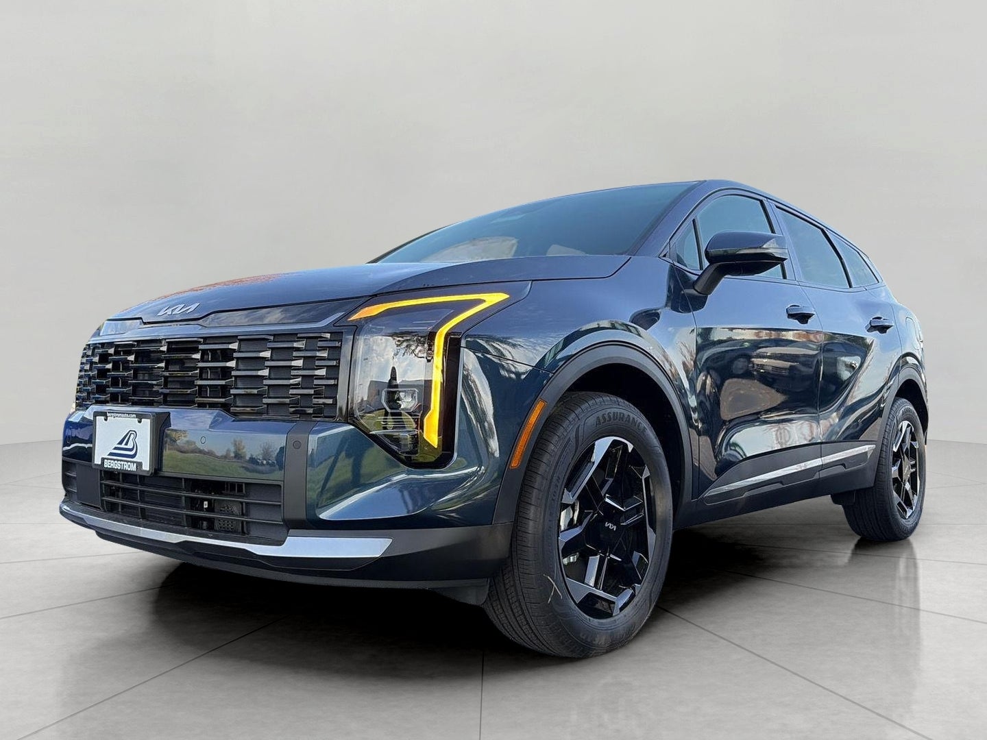 2027 Kia Sportage Hybrid S AWD