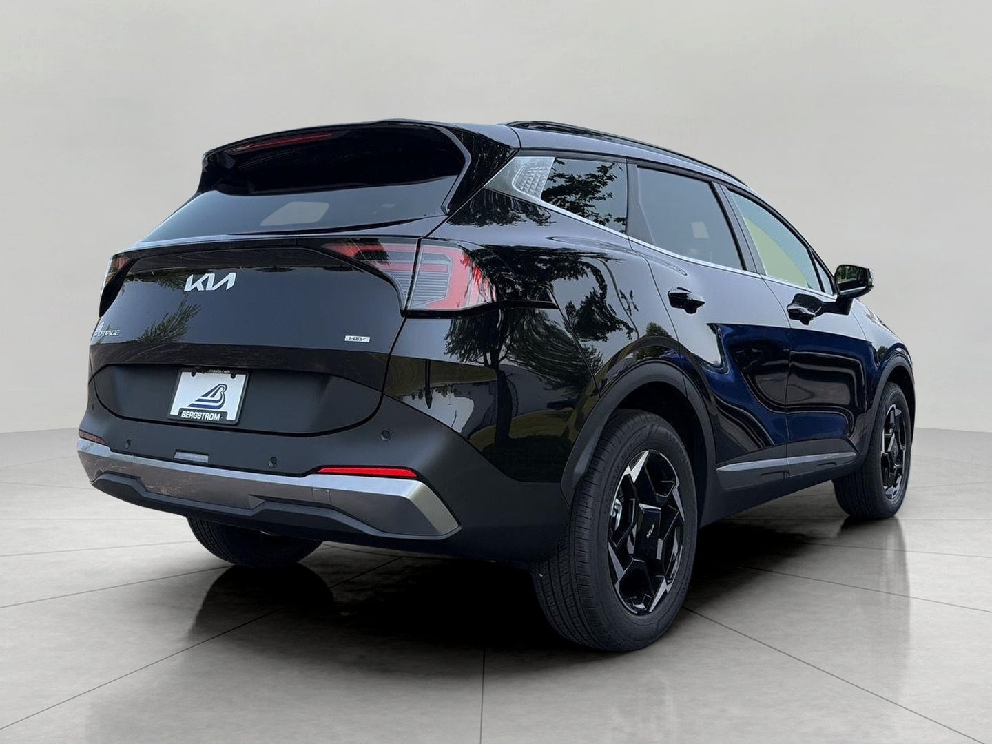 2027 Kia Sportage Hybrid EX AWD