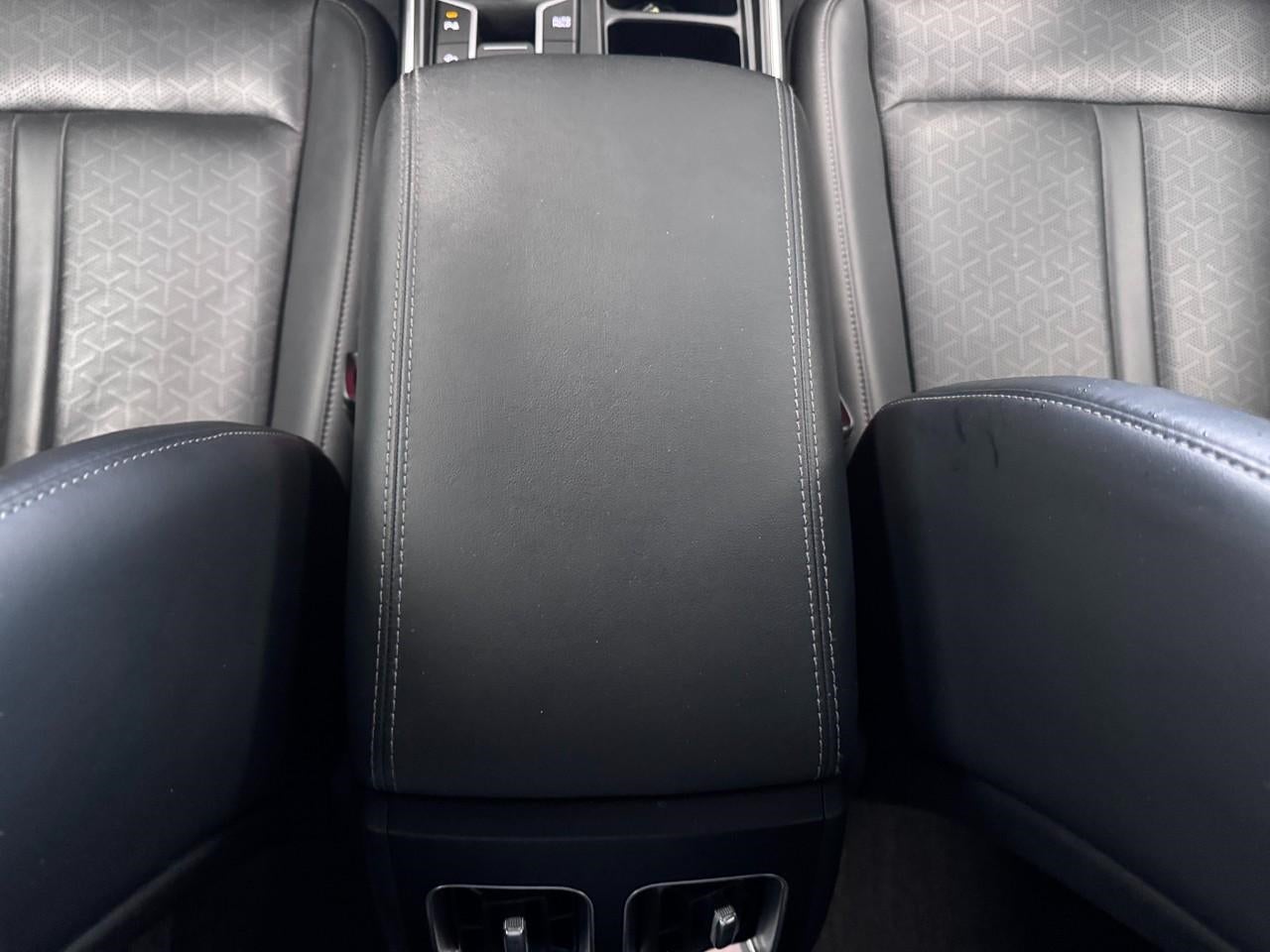 2023 Kia Sorento Hybrid EX AWD