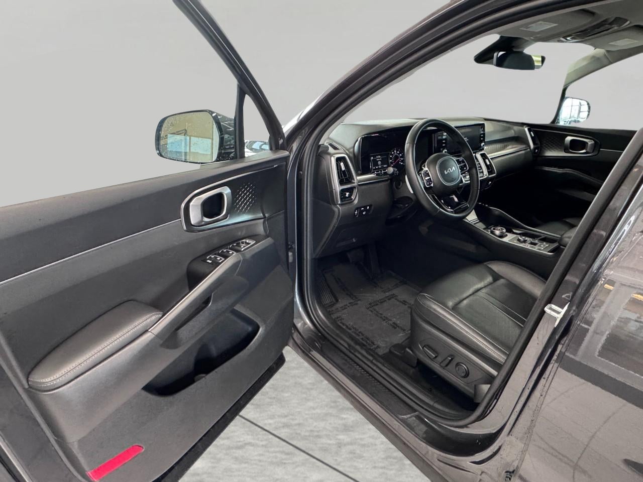 2023 Kia Sorento Hybrid EX AWD