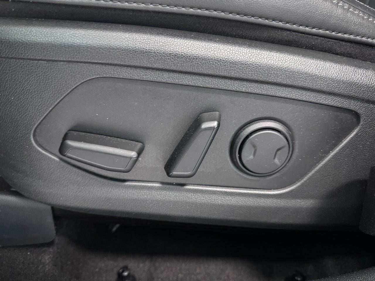 2023 Kia Sorento Hybrid EX AWD