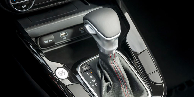 2025 Kia Soul gear shifter